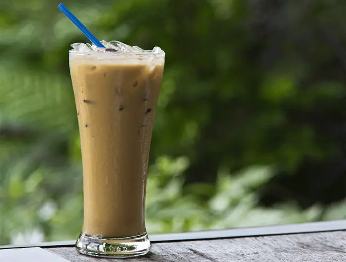 iced vanilla latte